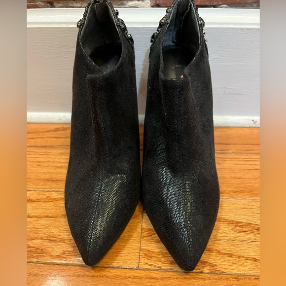 Pointy Black High Heels by Nina - Picture 3 of 7